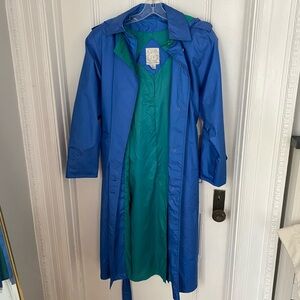 Vintage Club 5’ 4” Petites Trench Coat Size 2